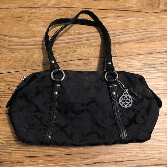 Coach Handbags - 🎊LOWEST PRICE!🎊 Small Coach Bag